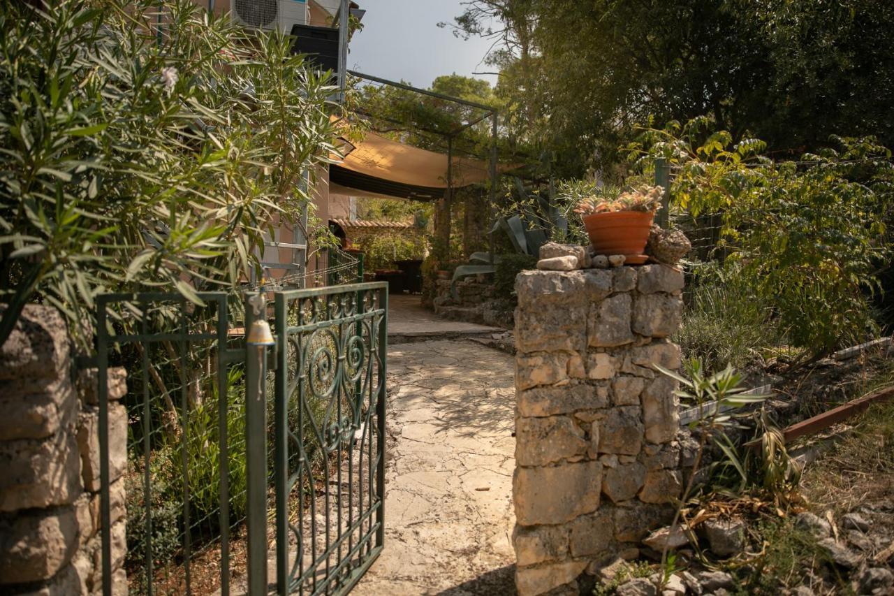 Apartman Silna Your New Home With Terrace And Garden Bobovisca Εξωτερικό φωτογραφία