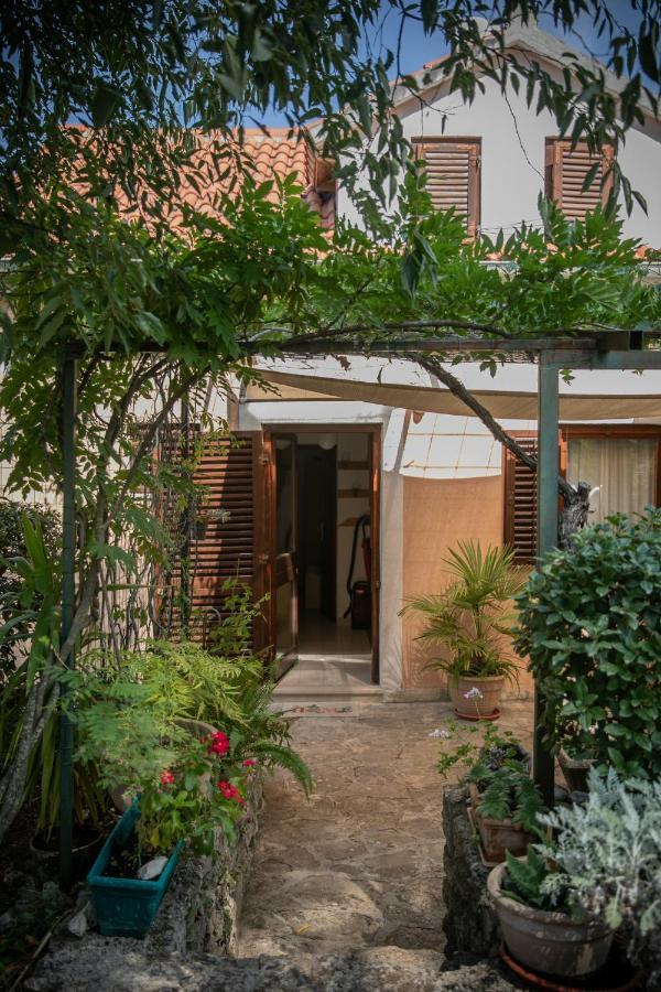 Apartman Silna Your New Home With Terrace And Garden Bobovisca Εξωτερικό φωτογραφία