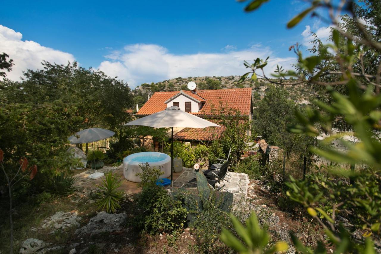 Apartman Silna Your New Home With Terrace And Garden Bobovisca Εξωτερικό φωτογραφία