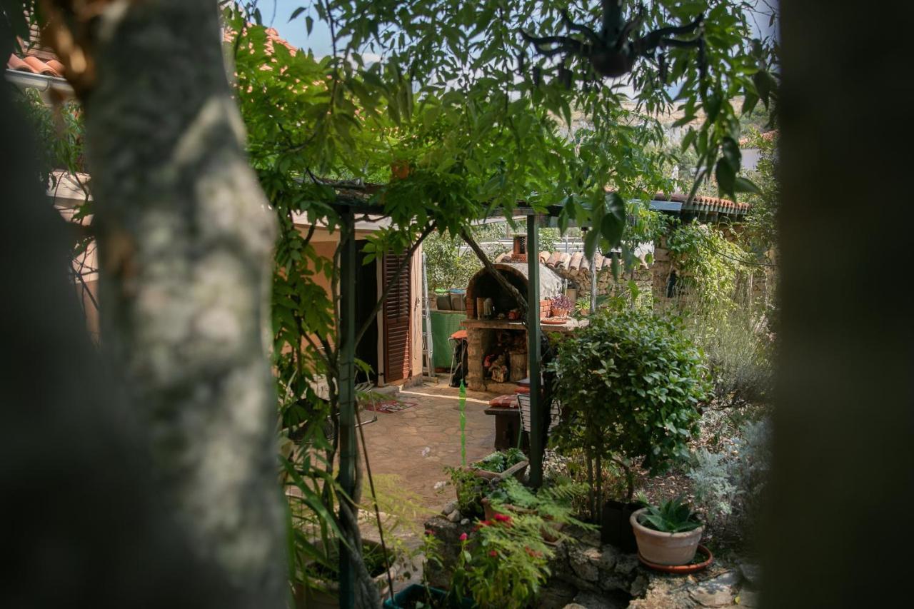 Apartman Silna Your New Home With Terrace And Garden Bobovisca Εξωτερικό φωτογραφία